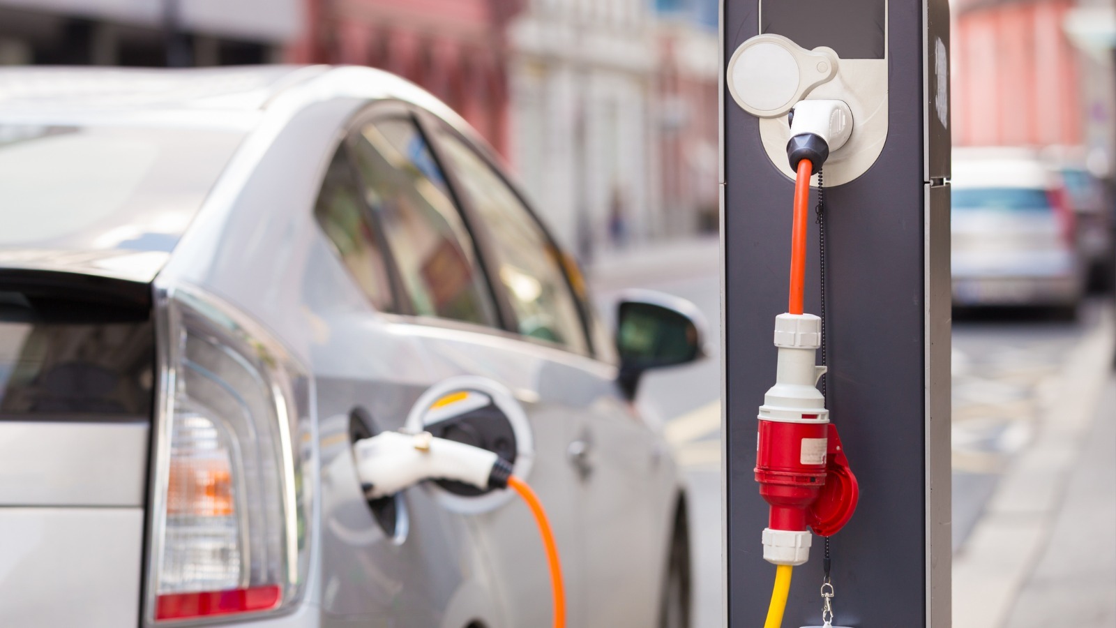 ACTUALIDAD. 📢 CONVOCATORIA DE AYUDAS MOVILIDAD ELÉCTRICA ANDALUCIA